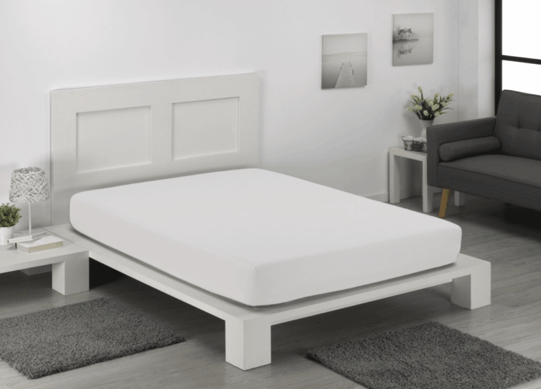 Novotextil - Sábana Bajera Ajustable de Microfibra de Poliéster Suave y Transpirable - Disponible en Varios Colores y Tamaños - Ajuste Perfecto con Elásticos en Esquinas - Fácil de Lavar y Secado Rápido ✅ Entrega 24/72h a toda España - Blanca